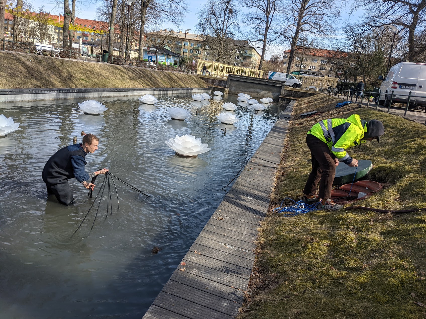 Näckrosor installation utsikt över fontänen