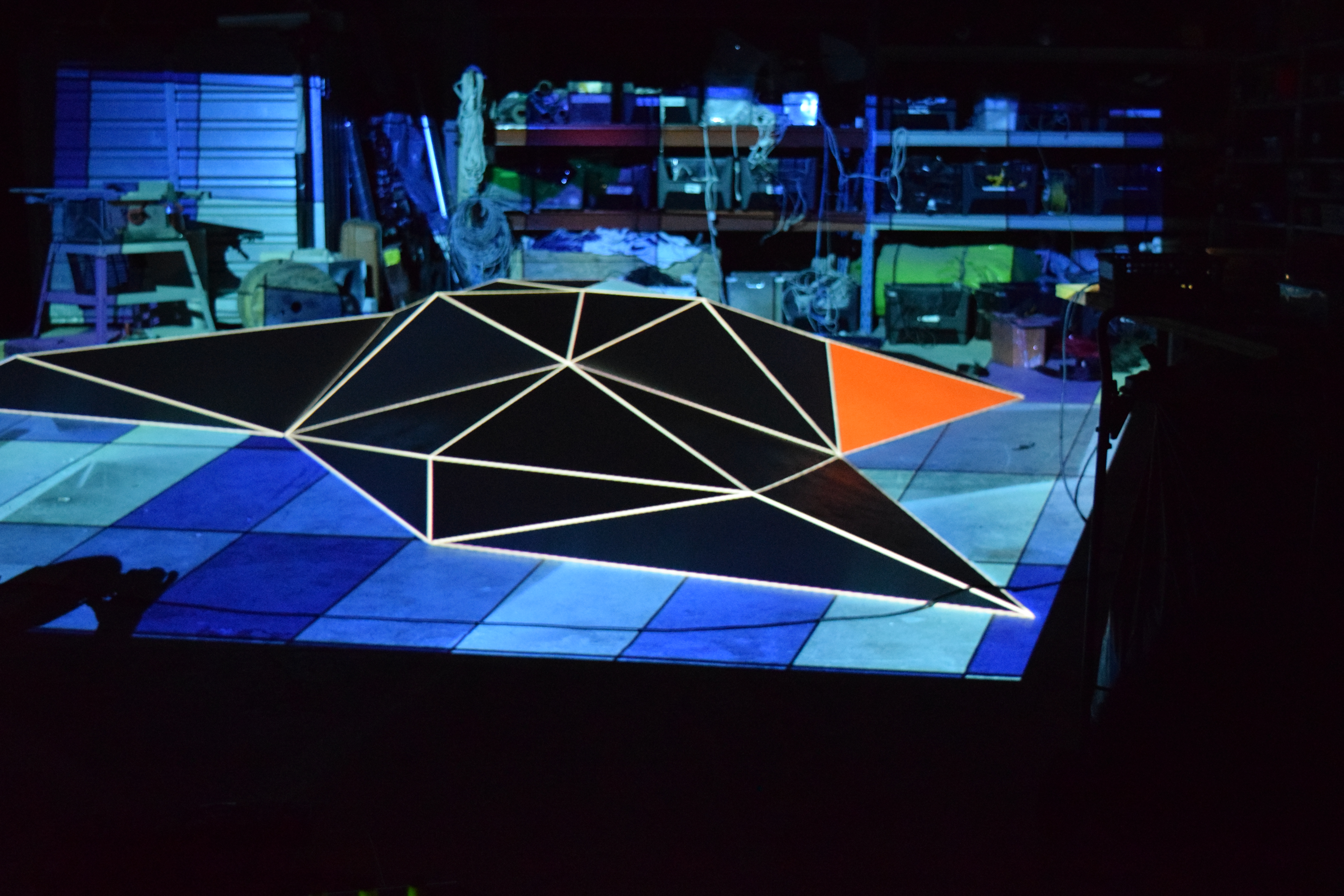 Polygon installation